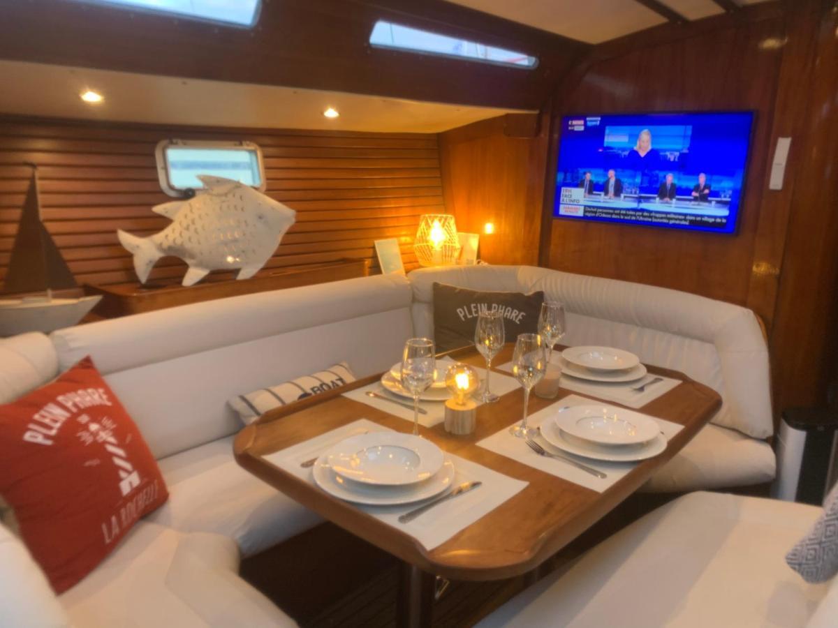 Nuit Sur Un Bateau Hotel La Rochelle  Bagian luar foto